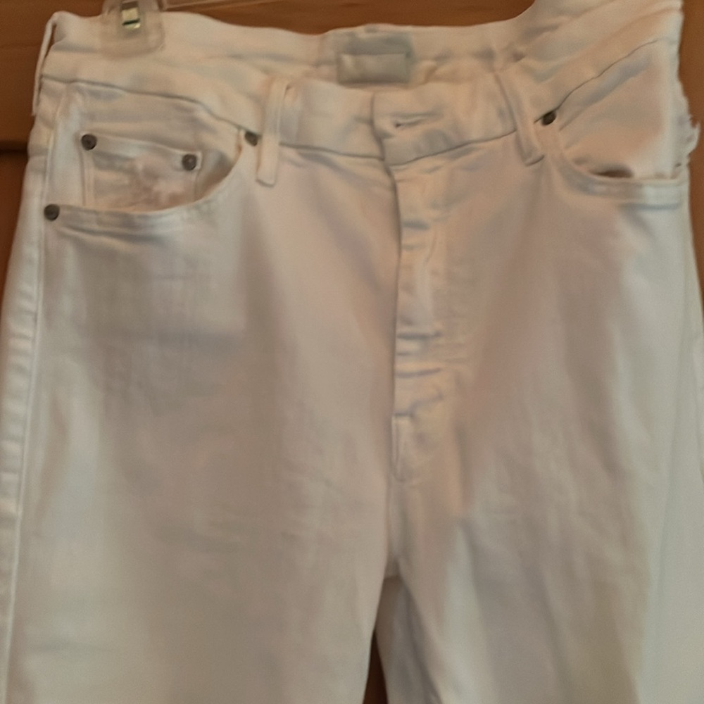 Distressed while jeans - Picture 2 of 5
